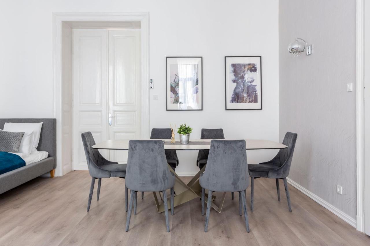 Exclusive Downtown In The Heart Of Appartement Boedapest